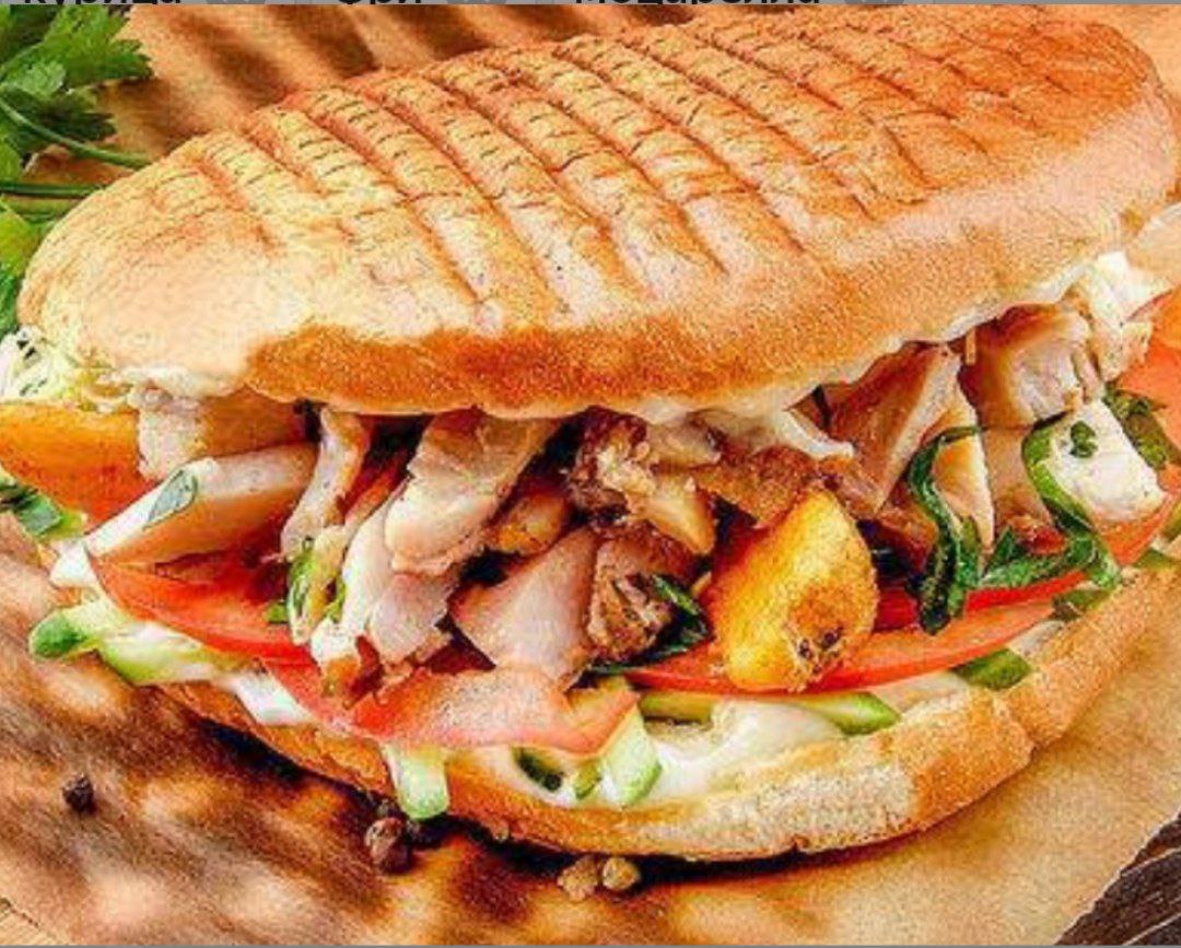 Шаурма "по-Кавказски" в лепёшке с курицей